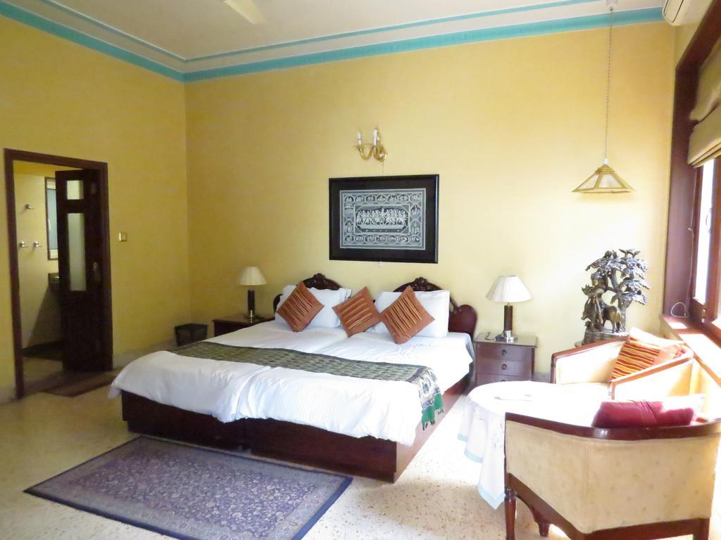 Master Bed And Breakfast Нью-Делі Номер фото